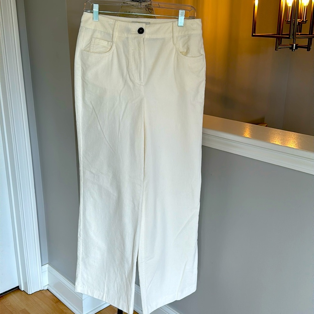 Boden ecru cords, size 6